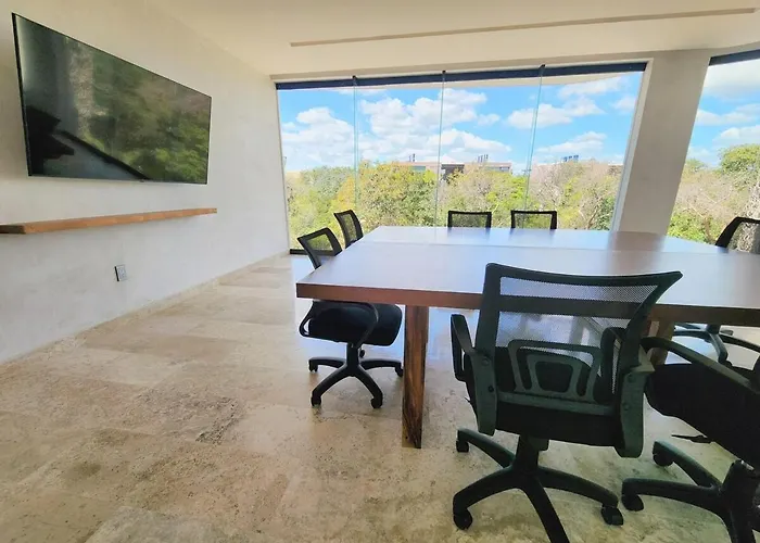Tropical Penthouse 2br And Jacuzzi